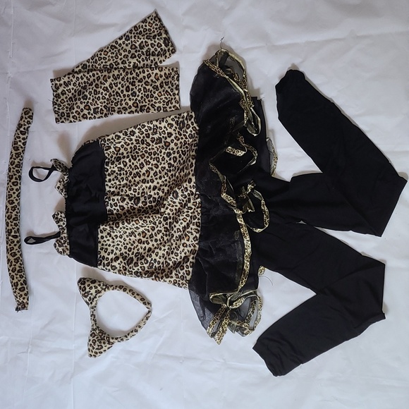 EUC Spirit Halloween🎃 Girls' Wild Cat Costume, Med. 8-10 🐆 Cute Leopard Outfit - Picture 2 of 16